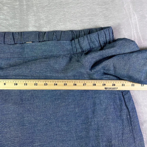 Free People Denim Off The Shoulder Top Size Medium Chambray Blouse Blue Summer - Picture 9 of 16